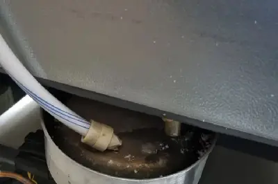 نشتی کندانسور