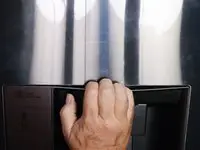 ایرد-یابی-یخچال-در-سه-راه-آدران