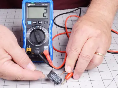 تست-قطعات-یخچال-در-خادم-آباد-1