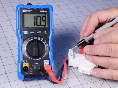 تست-قطعات-یخچال-در-سه-راه-آدران