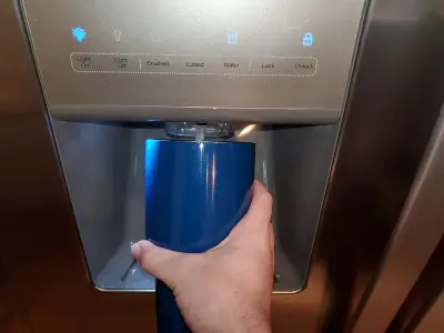 تعمیر-آبسردکن-یخچال-در-خادم-آباد-1